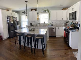 201 S Illinois St, Waynesville, IL 61778