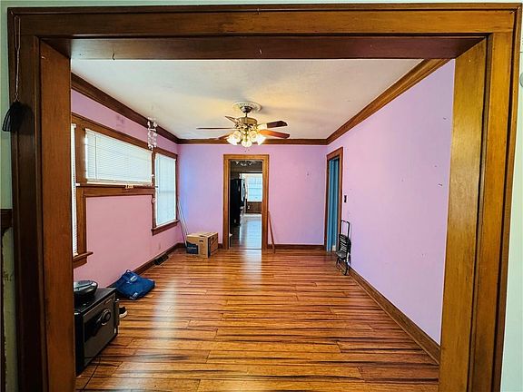 4th image of 517 Lawn Ave