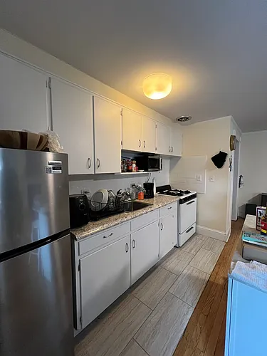 200 Nassau St #2 Photo 1
