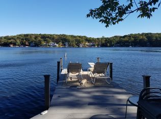 313 Squaw Trl, Andover, NJ 07821