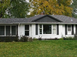 1985 Glen Paul Ave, Arden Hills, MN 55112