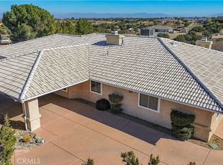 8465 Daisy Rd, Oak Hills, CA 92344