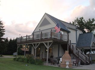 2034 S Gaydos Dr, Lakeside Marblehead, OH 43440