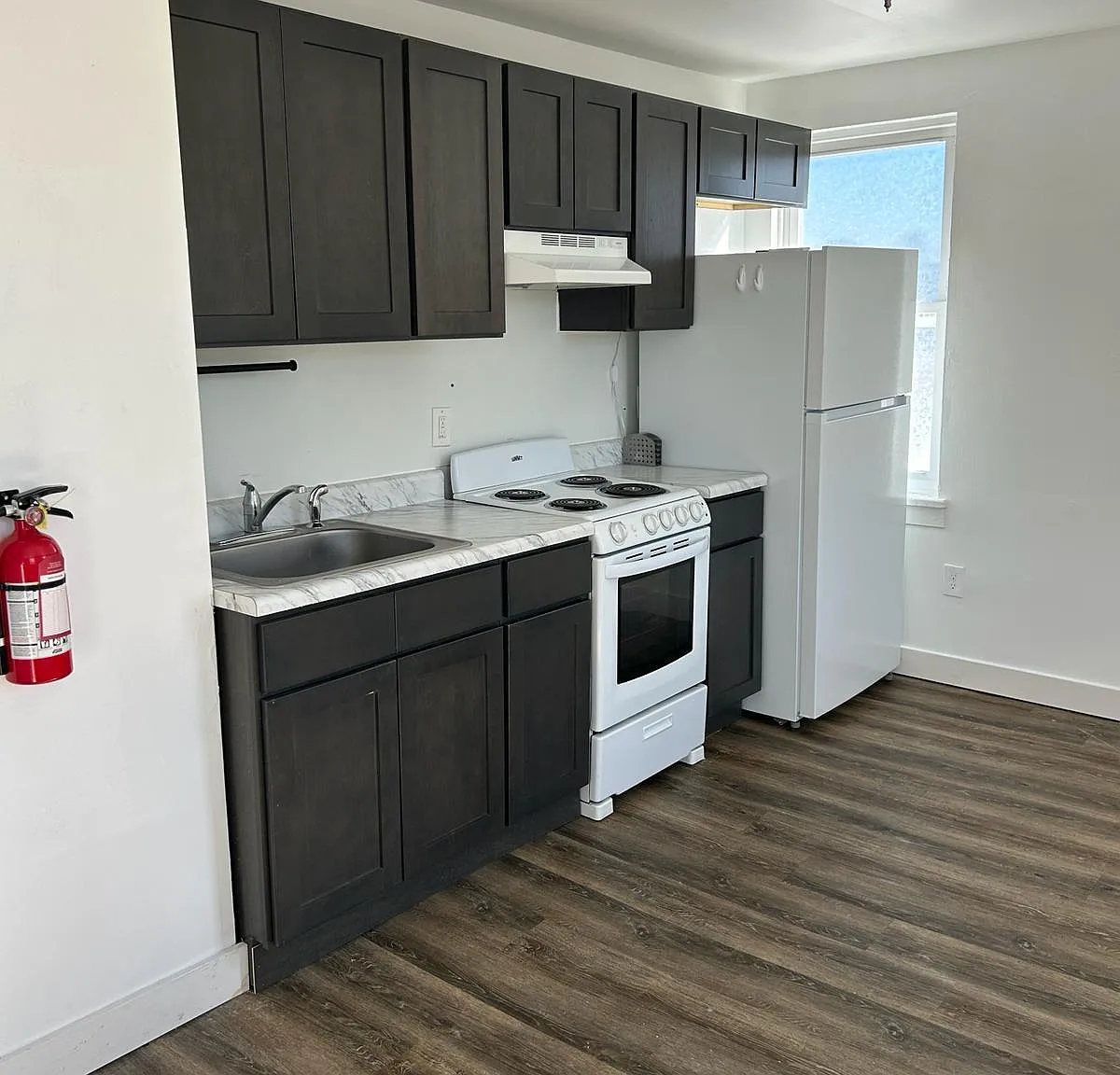 Studio, 1.5 bath, $1,050 — Photo 4