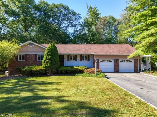 61 Douglas Dr, Montville Twp., NJ 07082