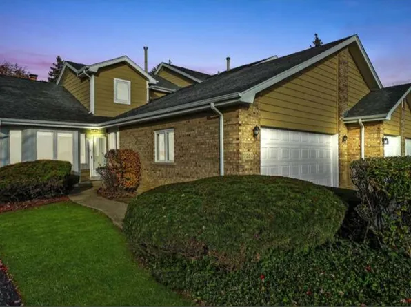 17253 Lakebrook Dr #A, Orland Park, IL 60467