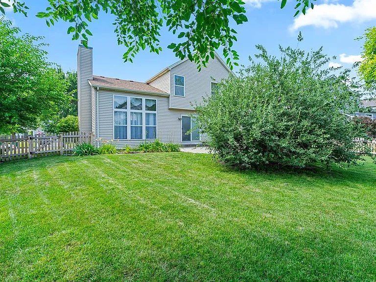 2204 Brindlewood Dr — Photo 14