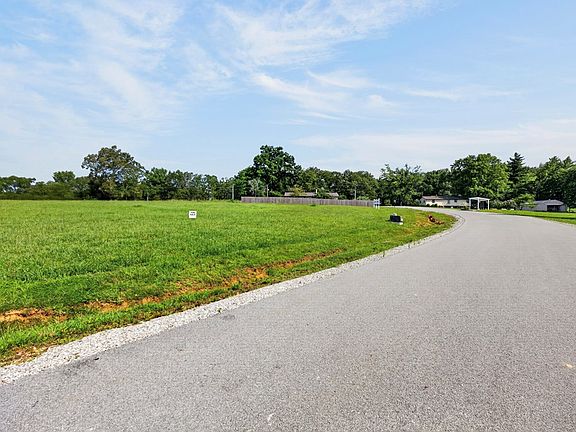 3rd image of 1433 Anna Maria Ln