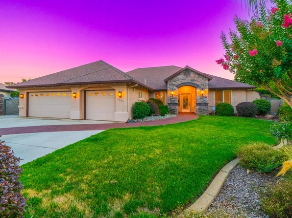 4894 Saint Charles Dr, Redding, CA 96002
