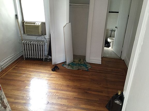 4th image of 746 St Nicholas Ave APT 3