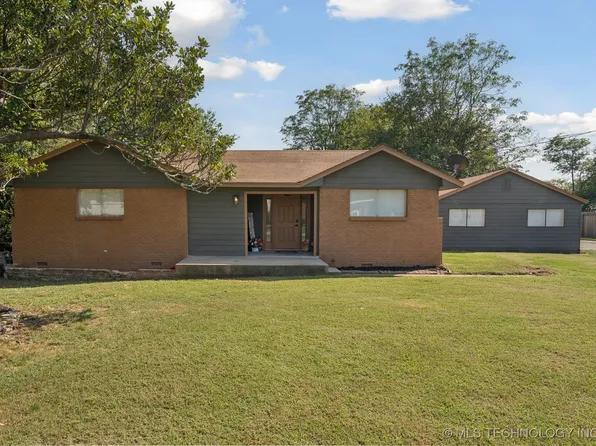 16 W 40th St, Sand Springs, OK 74063