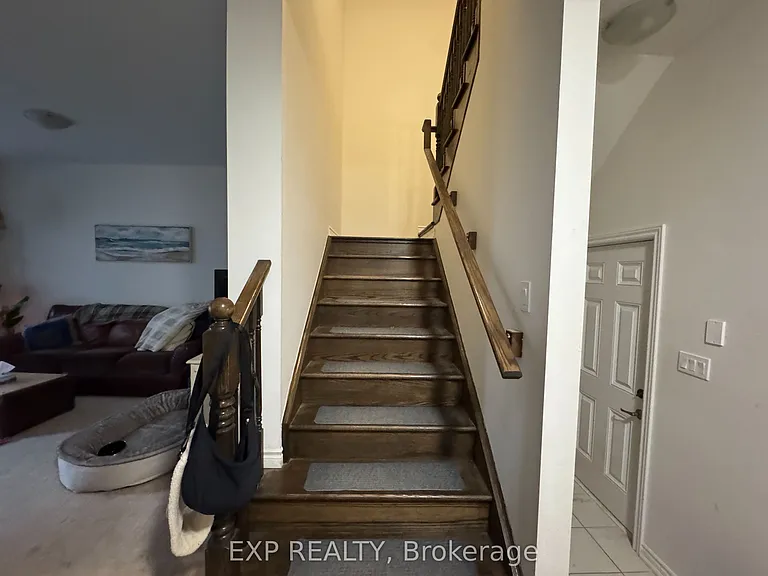 173 Flagg Ave — Photo 7