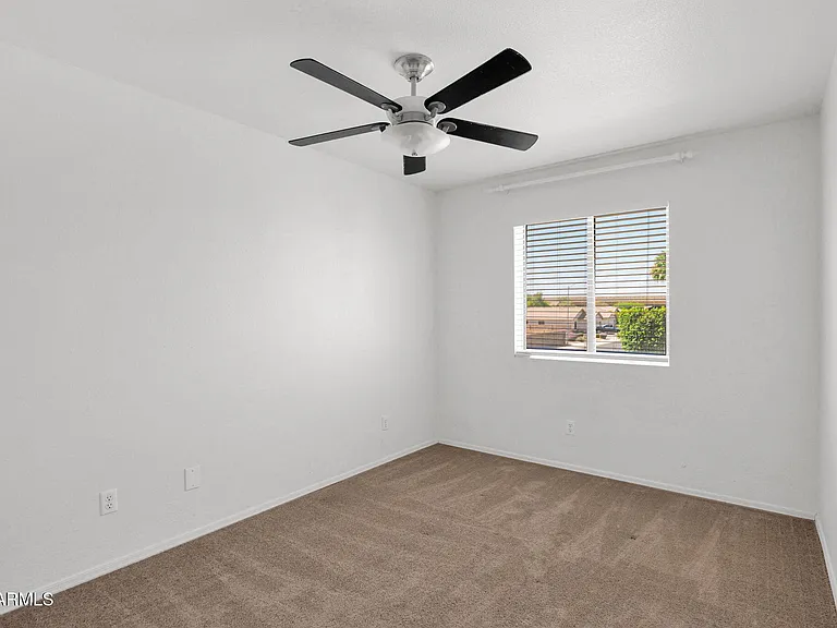 3415 E Menadota Dr — Photo 19