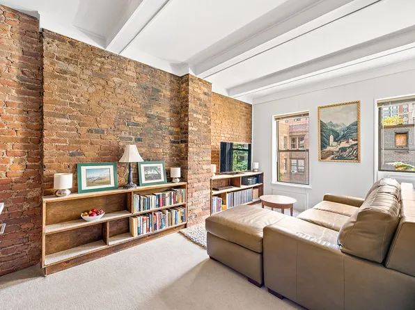 130 W 71st St APT 10, New York, NY 10023