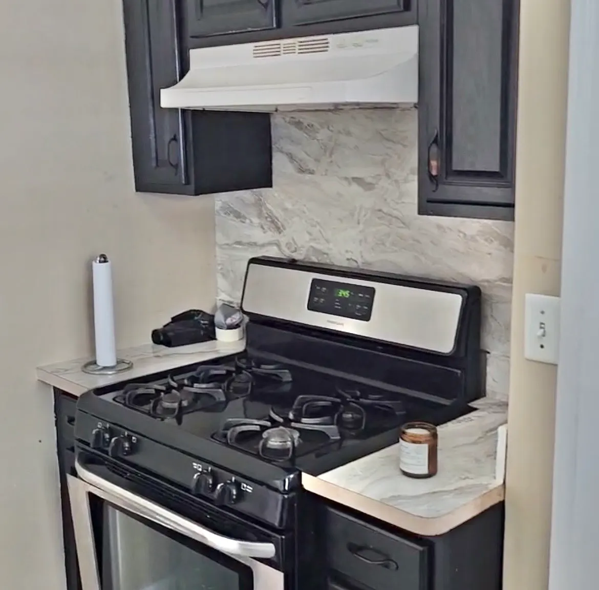 2 bed, $3,200 — Photo 2