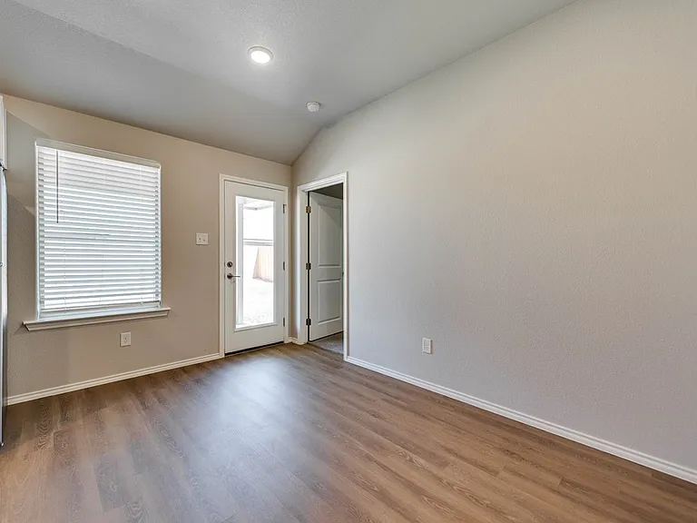 8209 E County Road 111 — Photo 9