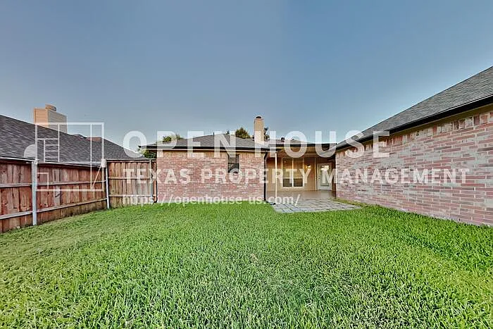 5510 Lee Hutson Ln — Photo 18