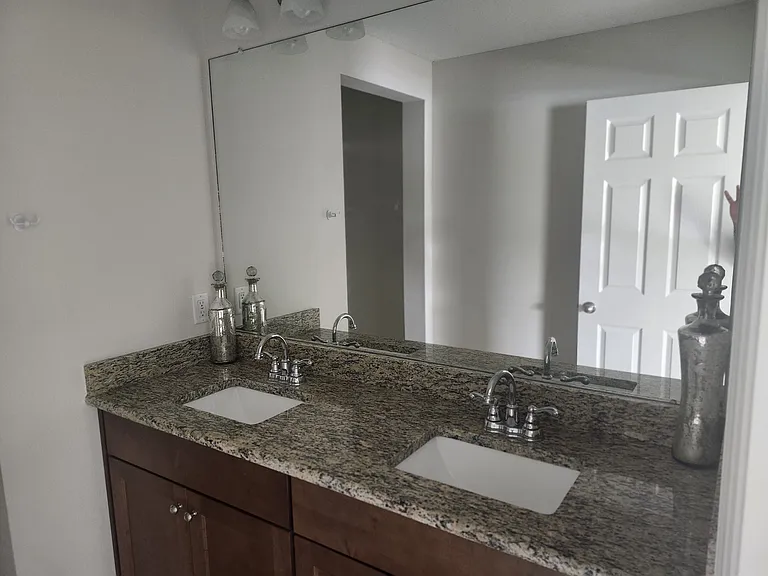 6332 Tillandsia Pl — Photo 6