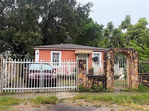 2nd image of 2118 NW 83rd St