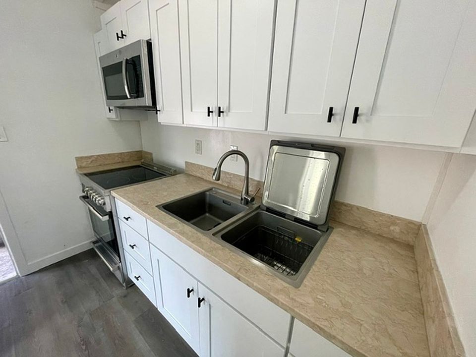 1st image of 13040-13048 SW Grant St