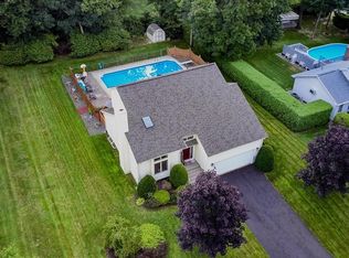68 Overlook Dr, Ludlow, MA 01056