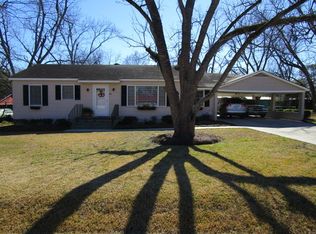 102 31st Ave NE, Moultrie, GA 31768
