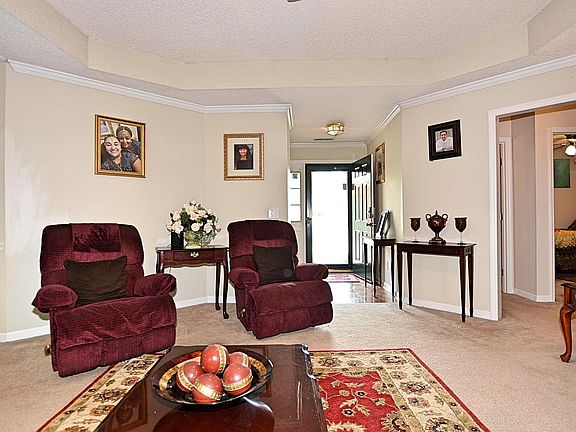 3rd image of 112 Anita Dr