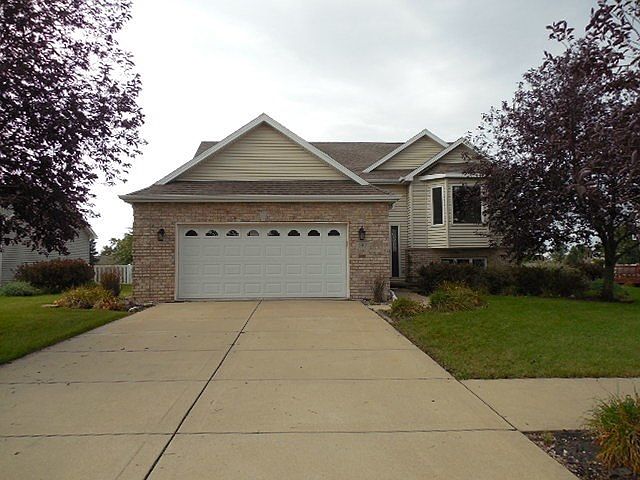 1st image of 597 Sandburg Dr