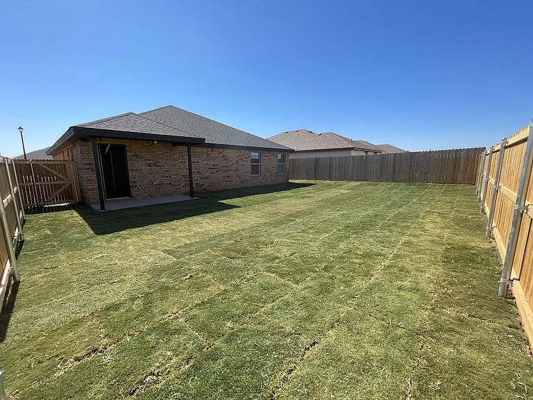 1301 Bajada St — Photo 26