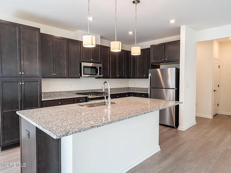 301 Holland Dr — Photo 11