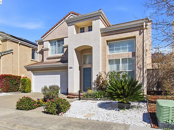 3rd image of 672 Greylyn Dr