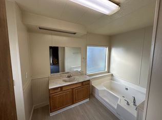 4002 Oak Ave, Yakima, WA 98903