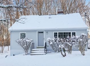 6 George St, Auburn, MA 01501