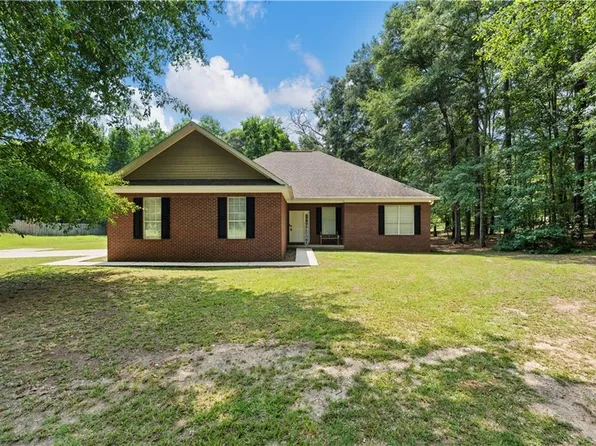 62 Lee Road 414, Opelika, AL 36804