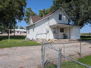 300 S Center St, Clay Center, NE 68933
