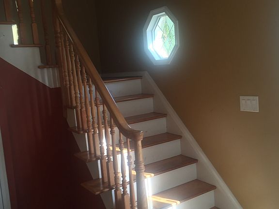 2nd image of 79 Stroud Ave