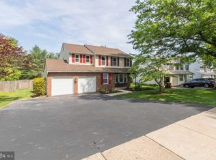 137 Bedford Ln, Lansdale, PA 19446
