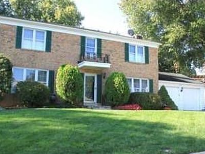 6207 Nethercombe Ct, Mc Lean, VA, 22101