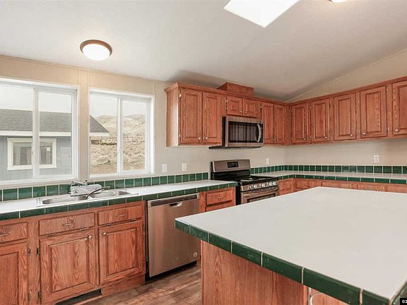 3rd image of 4190 Red Canyon Ave