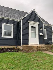 4965 N Berkeley Blvd, Whitefish Bay, WI, 53217