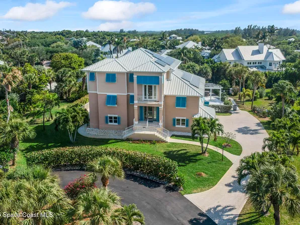 2275 Genesea Ln, Vero Beach, FL 32963