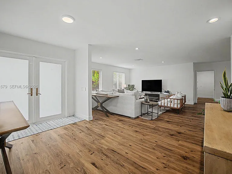7100 SW 119th St — Photo 4