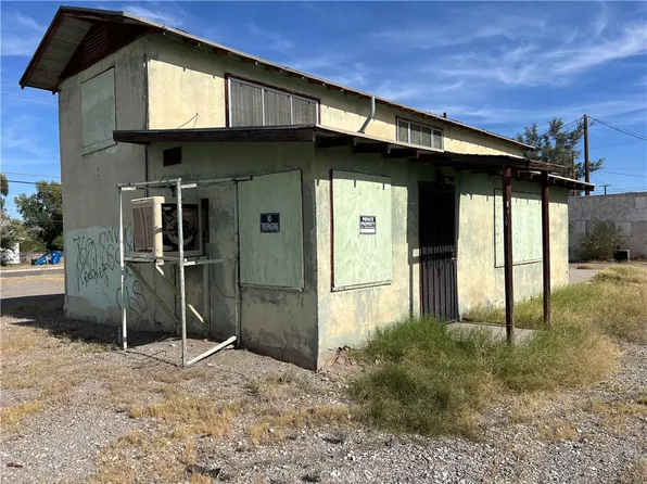 107 Walnut St, Needles, CA 92363