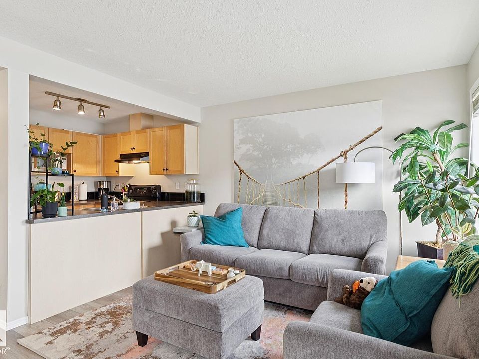 1st image of 230 Edwards Dr SW #22