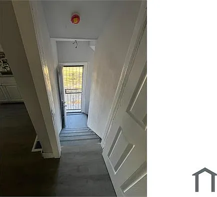 3216 W Philadelphia St — Photo 6