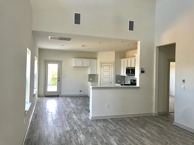 7721 Lowenfield Dr — Photo 3
