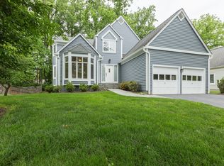 6723 Tomlinson Ter, Cabin John, MD 20818
