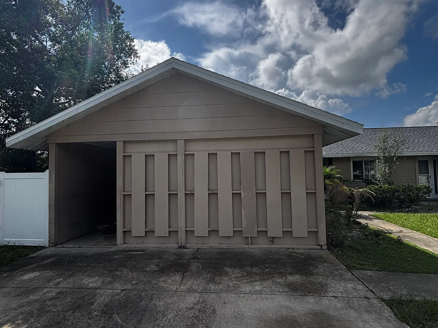 2 bed, 1050 sqft, $1,375 — Photo 2