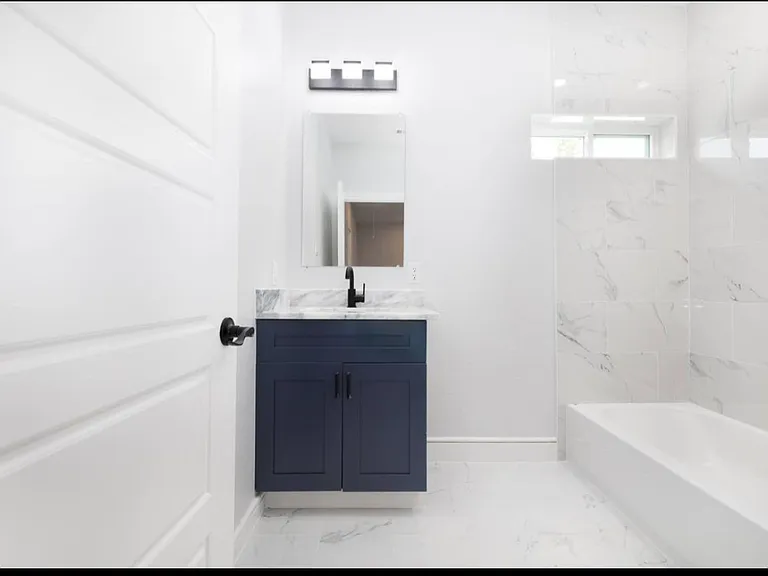 2732 Camel Ct — Photo 7