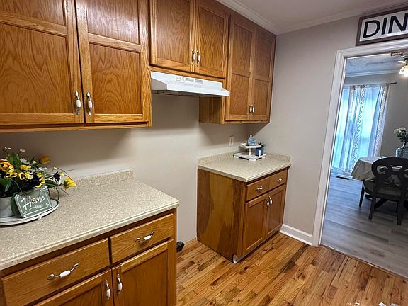 3rd image of 10481 Bostic Road
